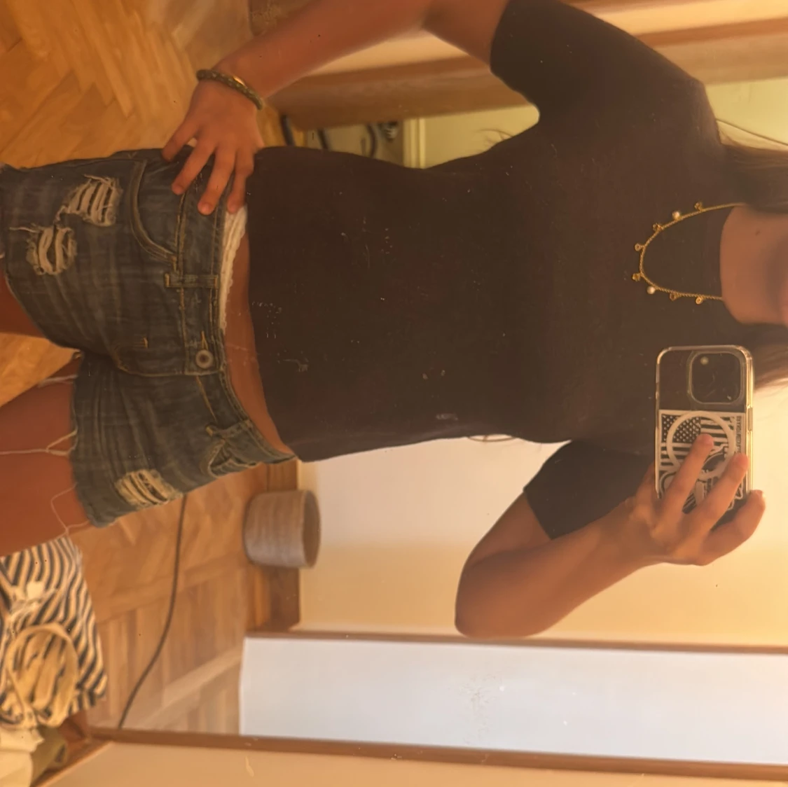 Mörkgrå/svart tjock T-shirt