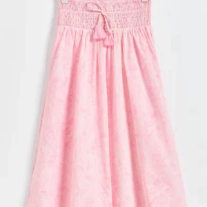 Ginatricot y boho maxi skirt  - Superfin ljusrosa långkjol med smock i midjan och söt knytning framtill. Kjolen har ett diskret mönster och är gjord i ett lätt bomullstyg som passar perfekt till varma dagar. Originellt pris: 300kr