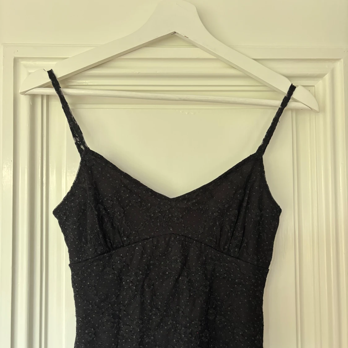 Svart glittrig klänning Beyond Retro - 2