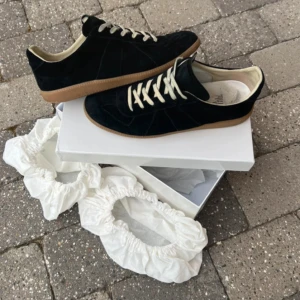  Maison Margiela gats - Söker byte, storlek 45. Kommer i orginalförpackning, skicka förslag!