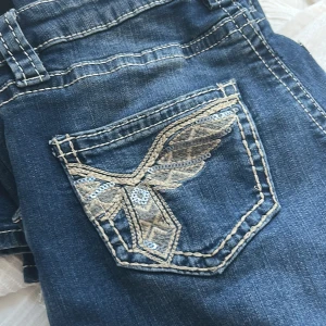 Gina 14+ bootcut jeans - Marinblå Gina jeans 💞🙌 lowwaist och passar 160-170