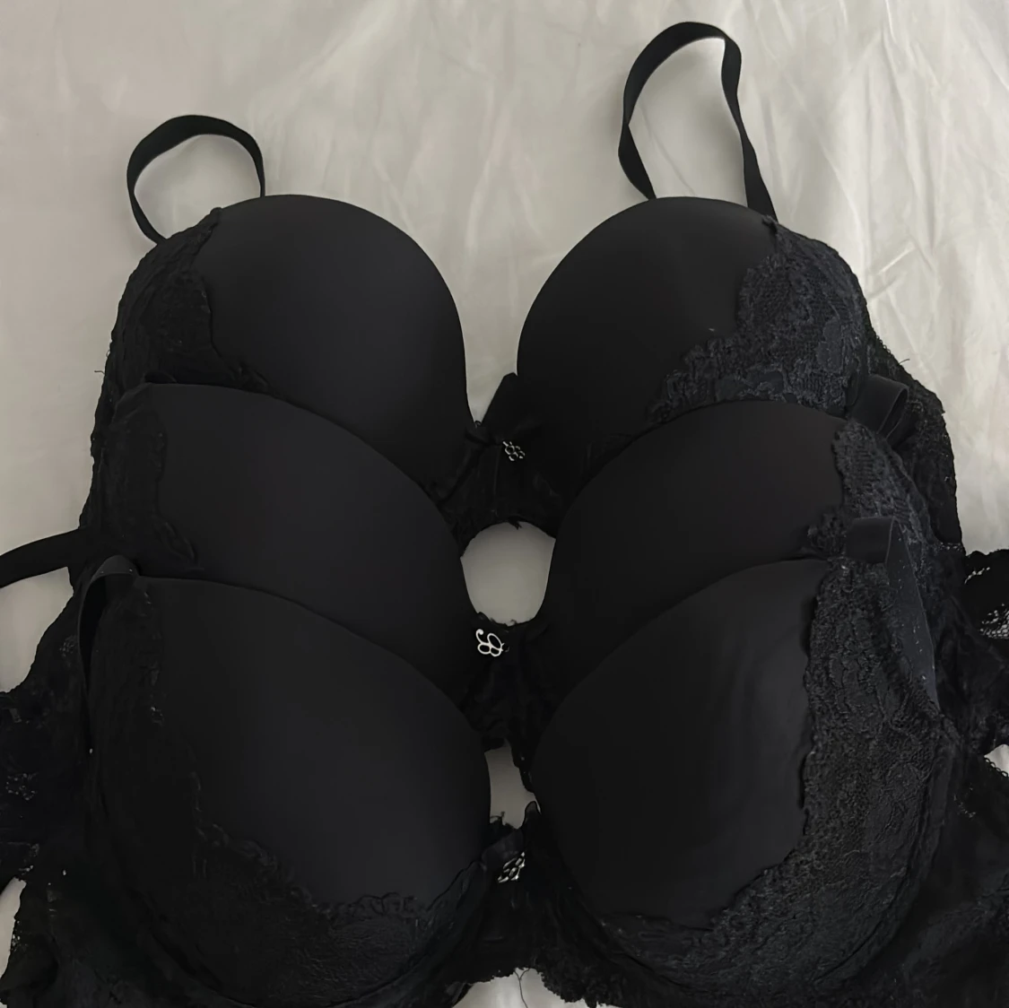 Svart spets-bh från cubus B80 - 3