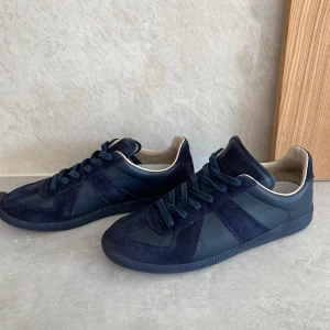 Maison margiela - skor - Skick: kolla bilder, shoe bag ingår. Pris: 4000kr 