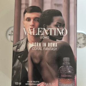 Valentino Born In Roma Coral Fantasy - Valentino Born In Roma Coral Fantasy Eau de Toilette 100 ml. Helt ny och oöppnad.