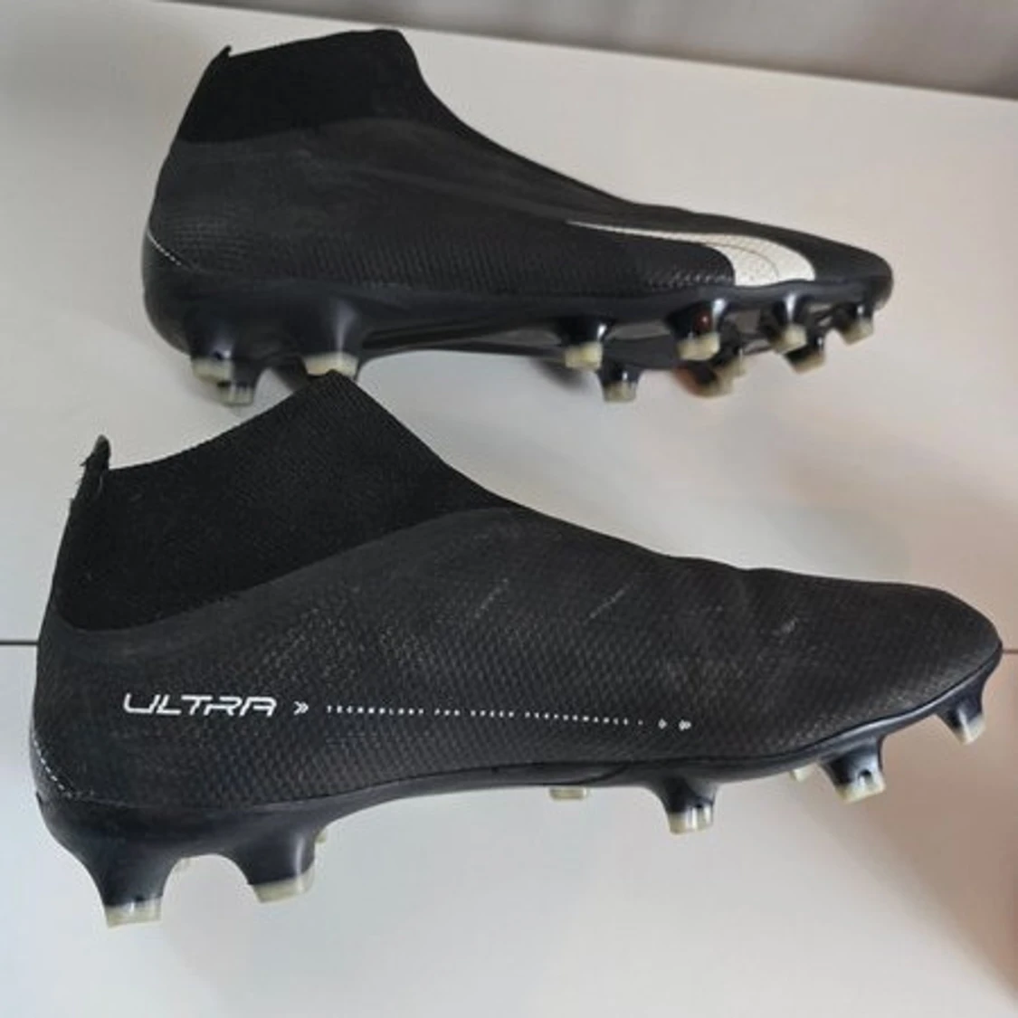 Svarta Puma Ultra fotbollsskor - 1