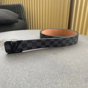 Märkes bälte  - Märkes bälte 