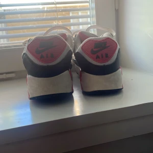Air Max 90 unisex  - Köpte för 900 säljer för 400
