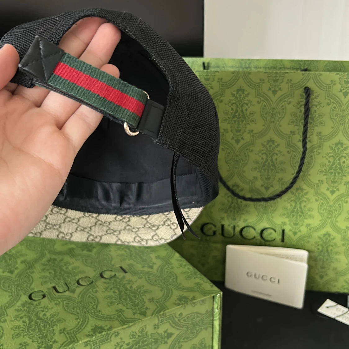 Gucci keps med orm-motiv - 2