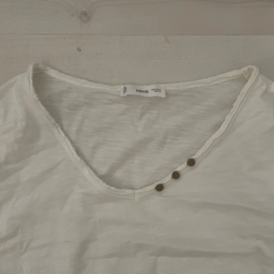 Vit långärmad tröja från Mango - 1