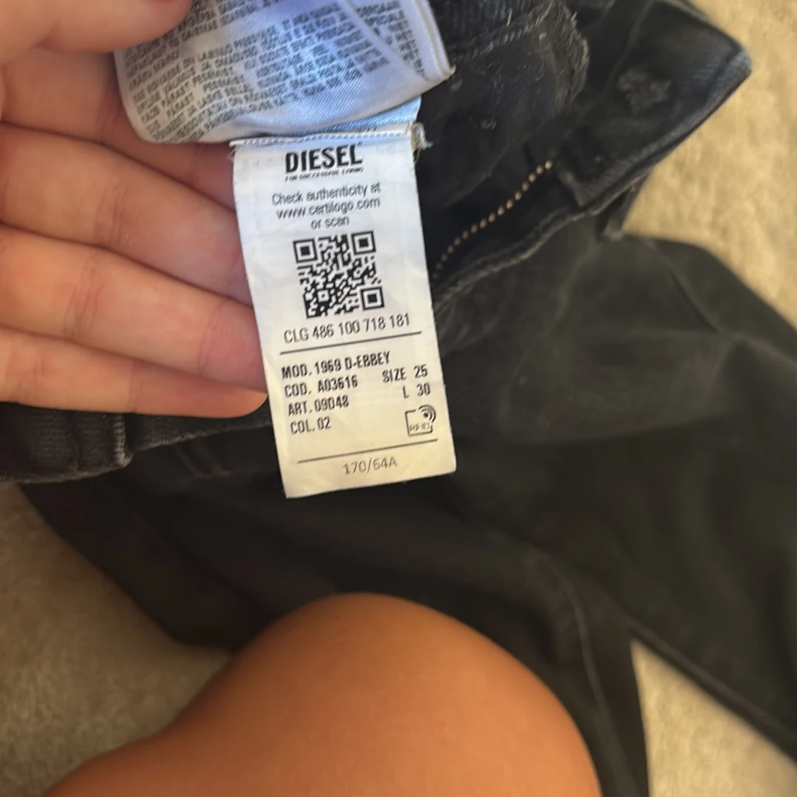 Svarta bootcut jeans från Diesel - 4