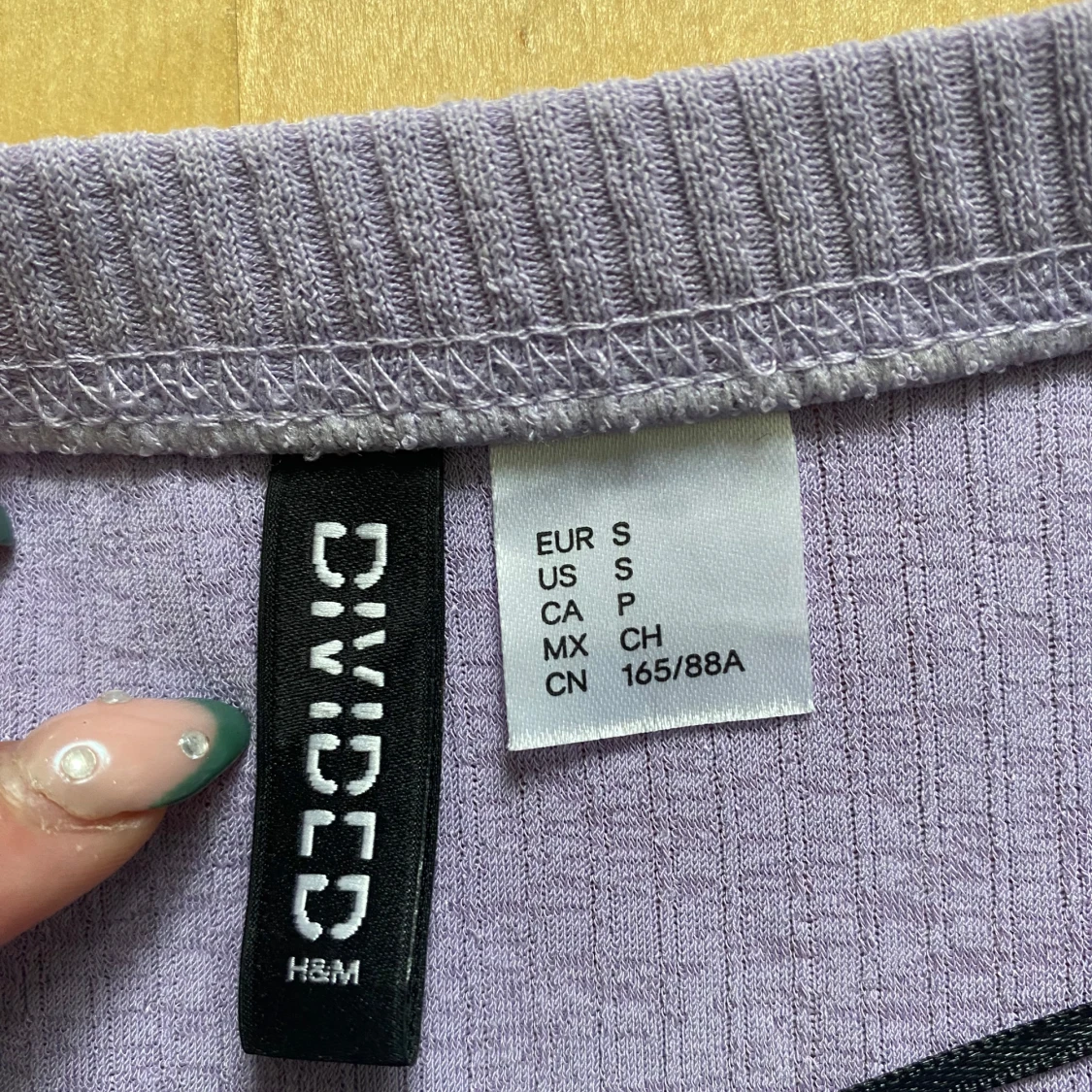 Ljuslila ribbad linnetopp H&M Divided - 2