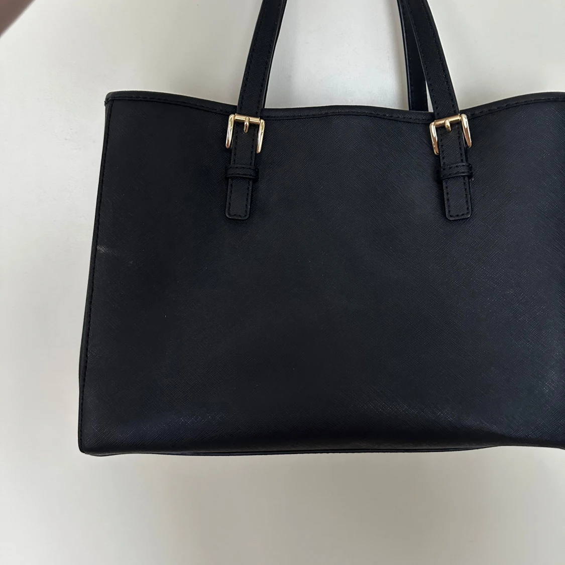 Svart handväska från Michael Kors - 1