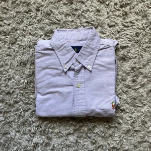 6x skjortor - Bulk skjortor. Det går även att köpa en skjorta eller flera. Du måste alltså inte köpa alla 6. Tveka inte på att höra av dig vid frågor😃