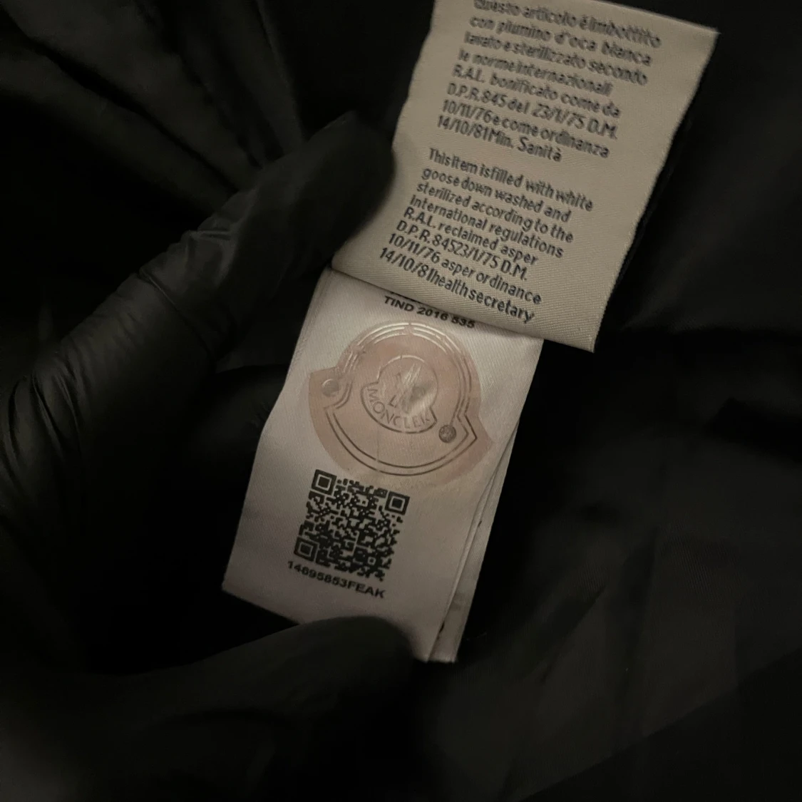 Svart vindjacka från Moncler - 4