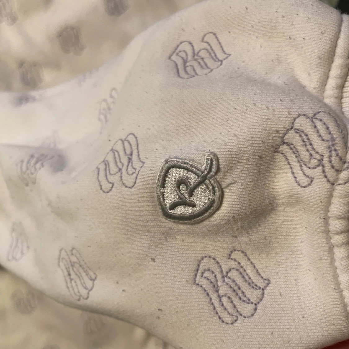 Vit hoodie från Rocawear med brodyr - 2