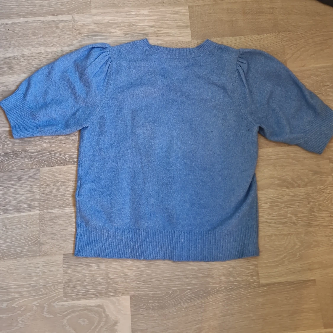 Blå stickad tröja från ONLY - 2