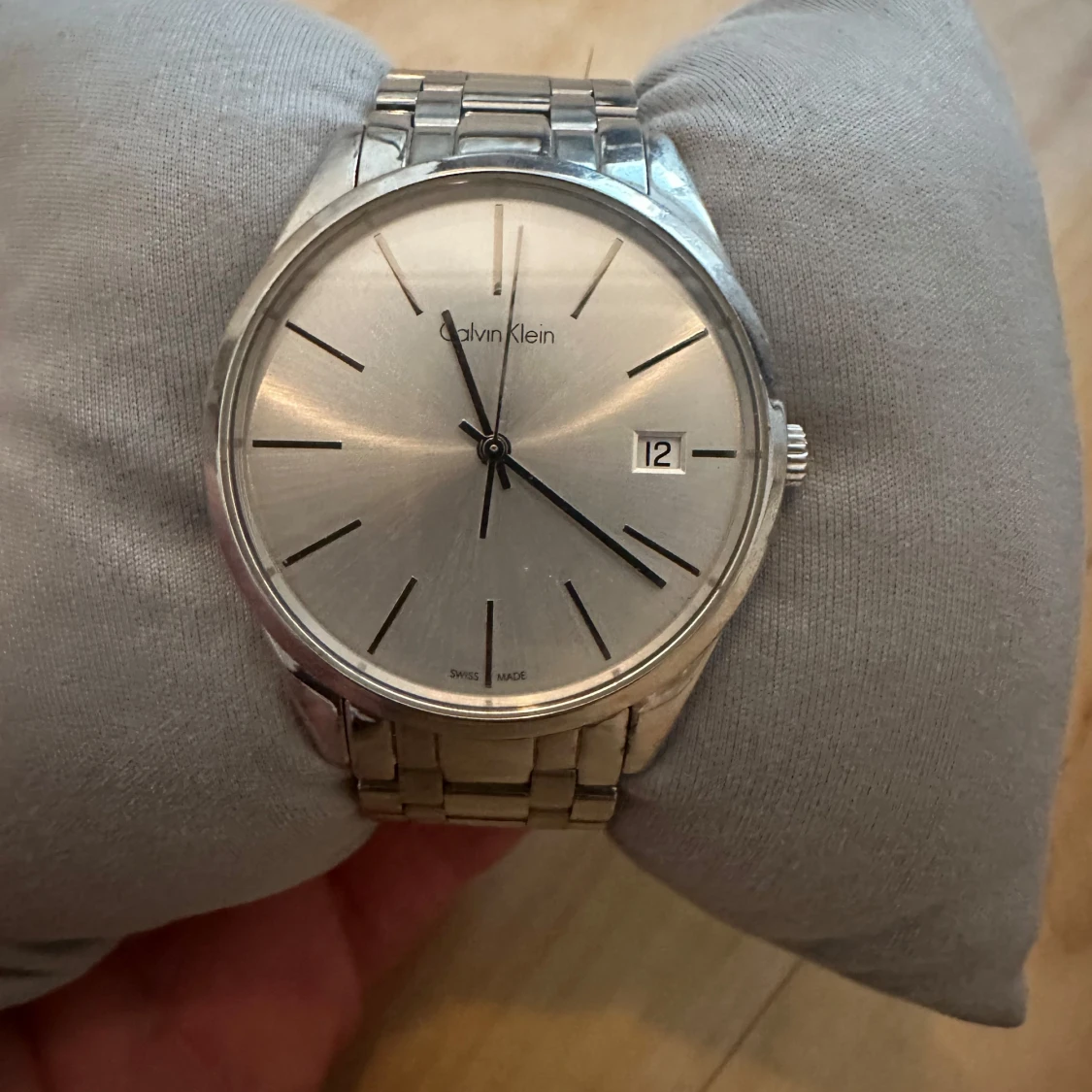 Silverfärgad Calvin Klein herrklocka - 2