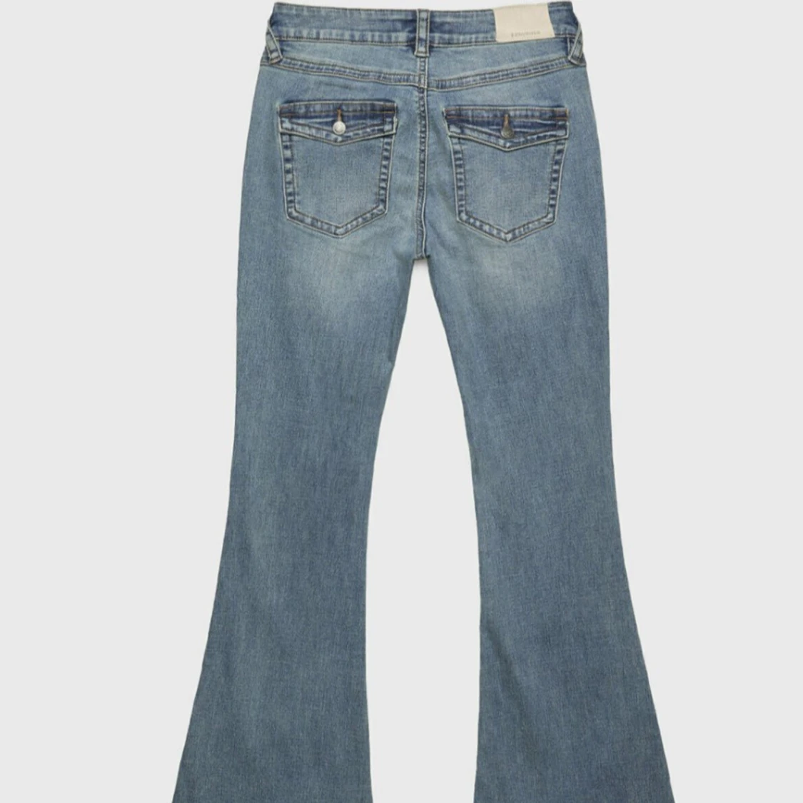 Bootcut jeans från Stradivarius - 1