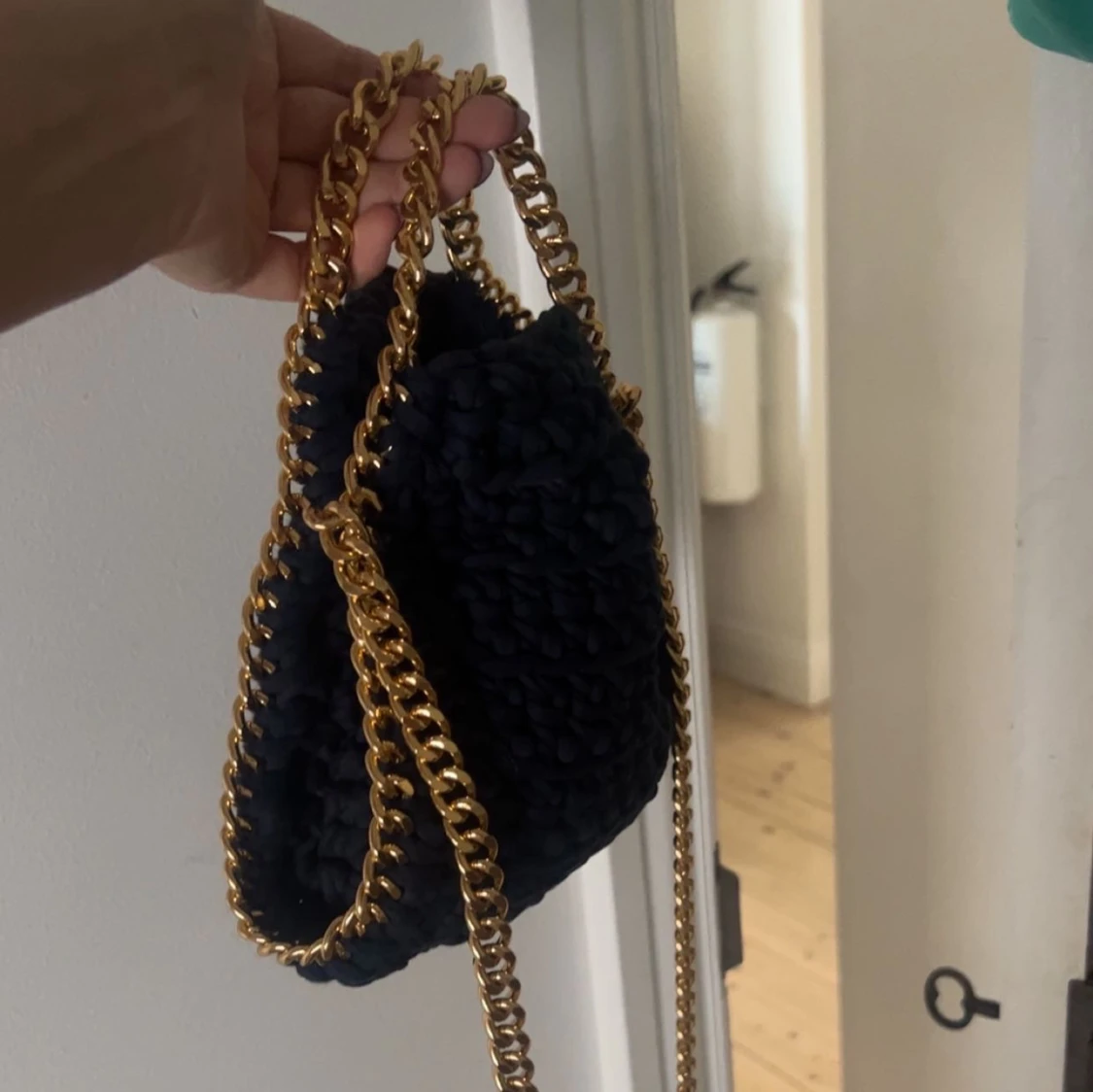  Handgjord handväska med guldkedja - 2