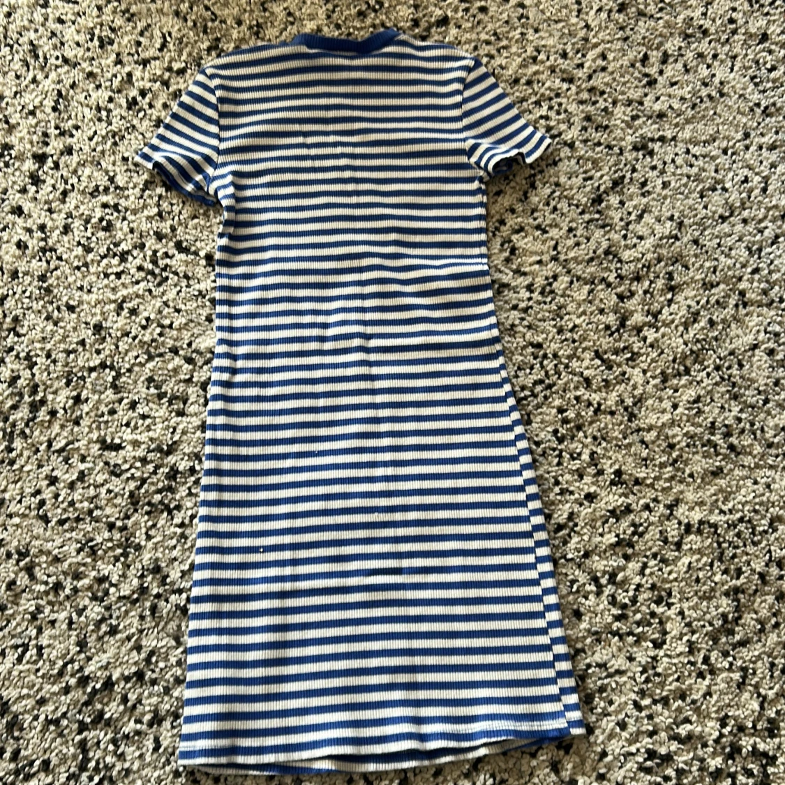 Randig blåvit kortklänning H&M - 2