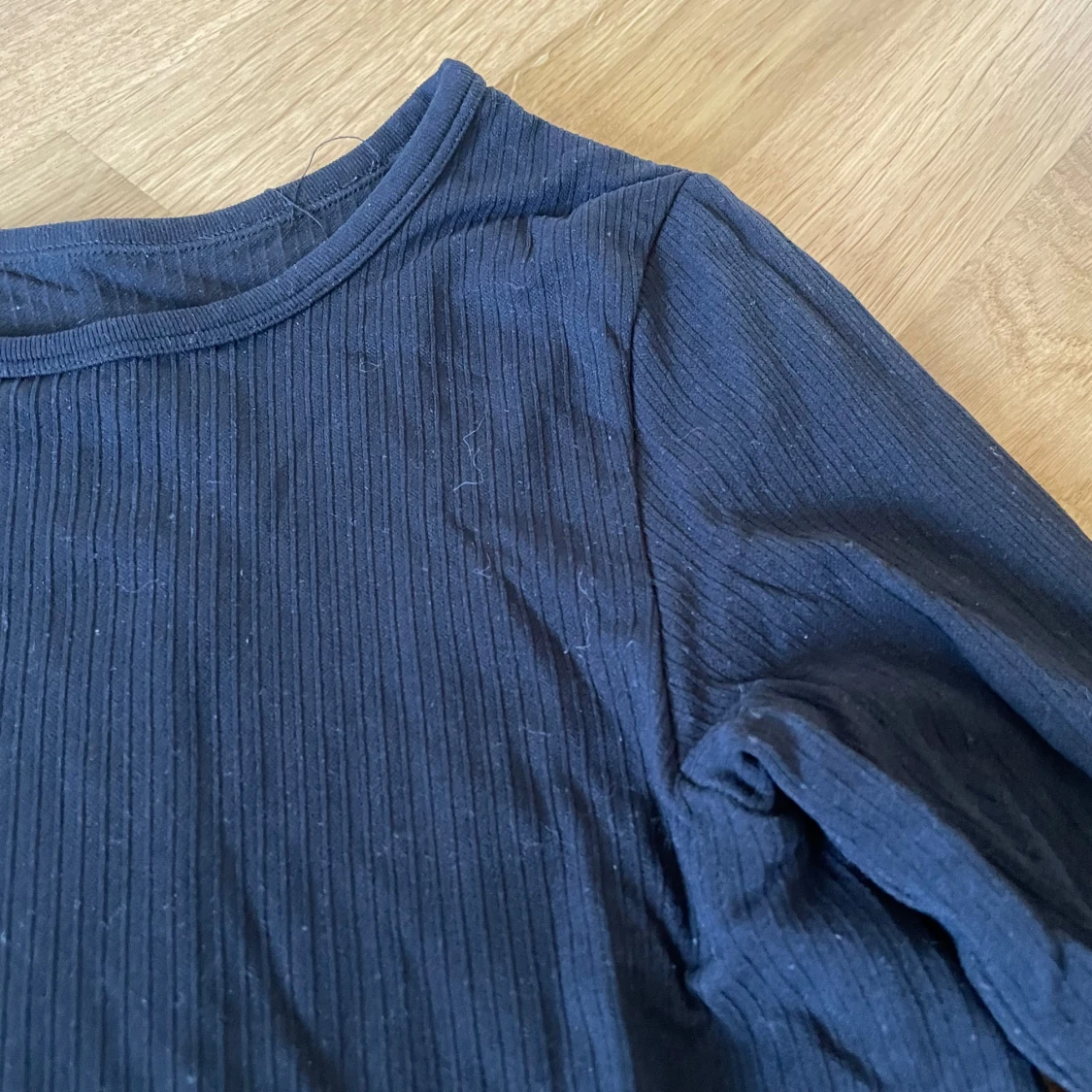 Svart ribbad croppad långärmad tröja tränings tröja  - 1