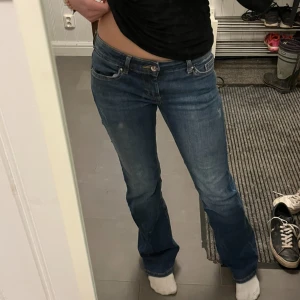 Low waist jeans - Low waist jeans, köpta på Nelly i stl Xs💕pris kan diskuteras