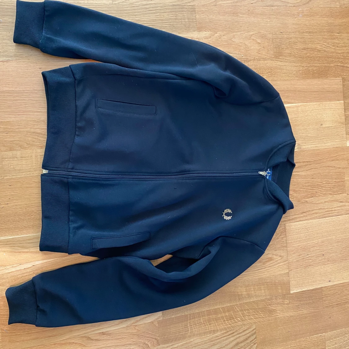 Svart bomberjacka från Fred Perry