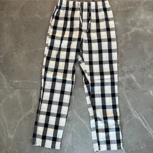 Rutiga pyjamasbyxor - Najs att ha hemma att chilla i! Storlek XS herr🙌