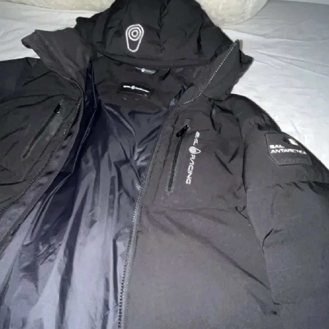 Svart pufferjacka från Sail Racing - 1