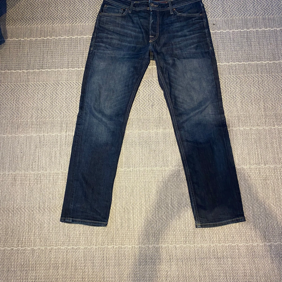 Mörkblå jeans från Jack & Jones