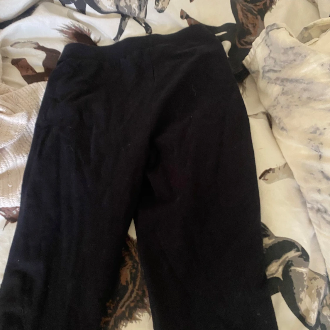 Svarta byxor i bomull stl 152 - 1