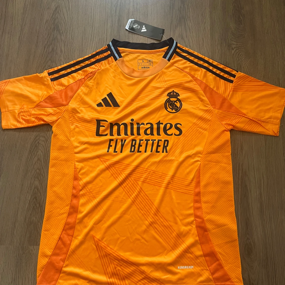 Real Madrid 24/25 Borta Tröja