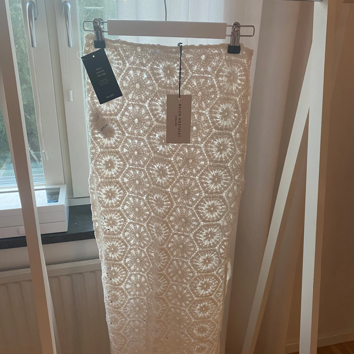 Helt Ny Vit Virkad Kjol NA-KD Storlek 34 - 2