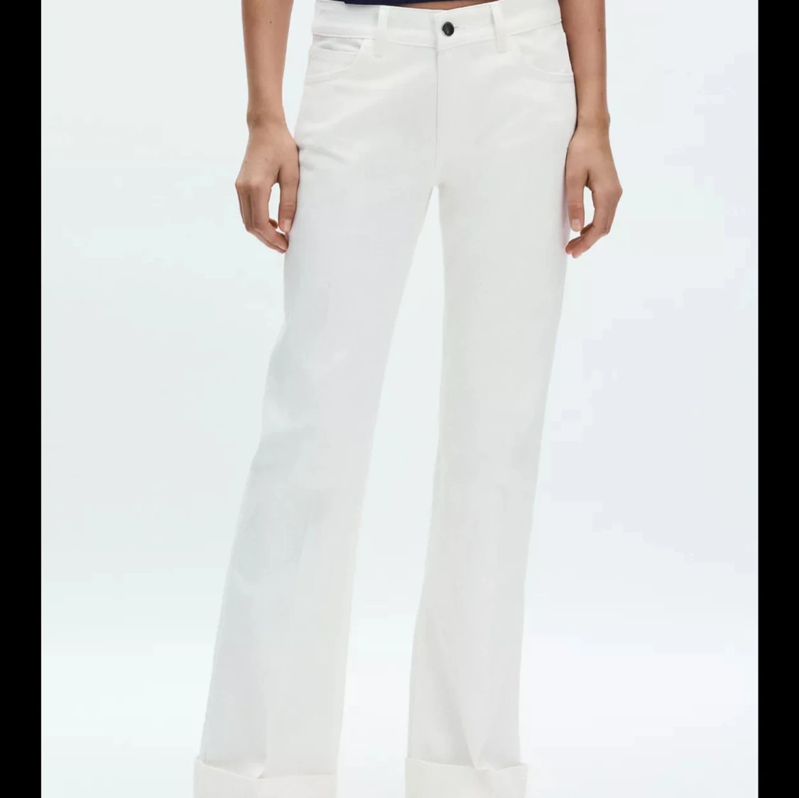 Låg midjade flare jeans - 1