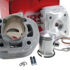 Airsal 50 sport yasuni eco - Säljer airsal 50 sport cylinder inkörd med helsyntet olja i 300km och yasuni eco som också är kört i 300km kolven har en liten repa men det är inget som påverkar körningen båda suttit på en speedfight 2 hör gärna av er så svarar jag på era frågor 