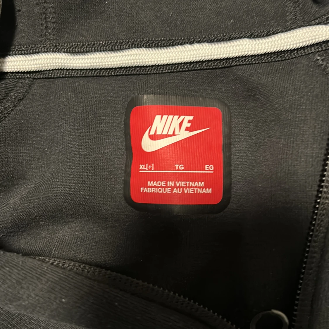 Svart Nike hoodie med dragkedja XL - 1