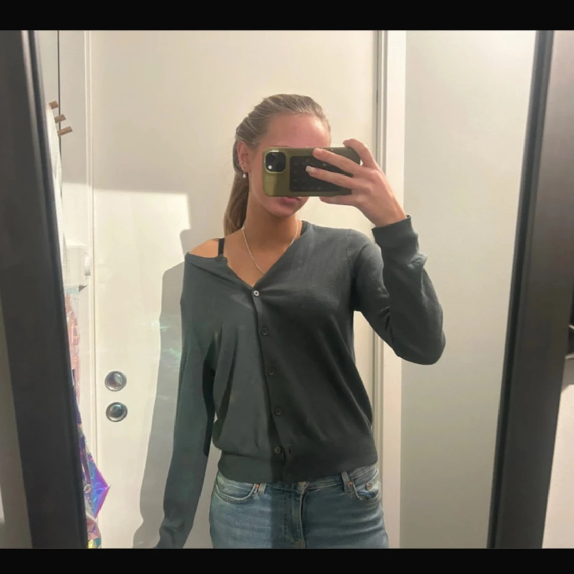 Mörkgrå kofta från Filippa K