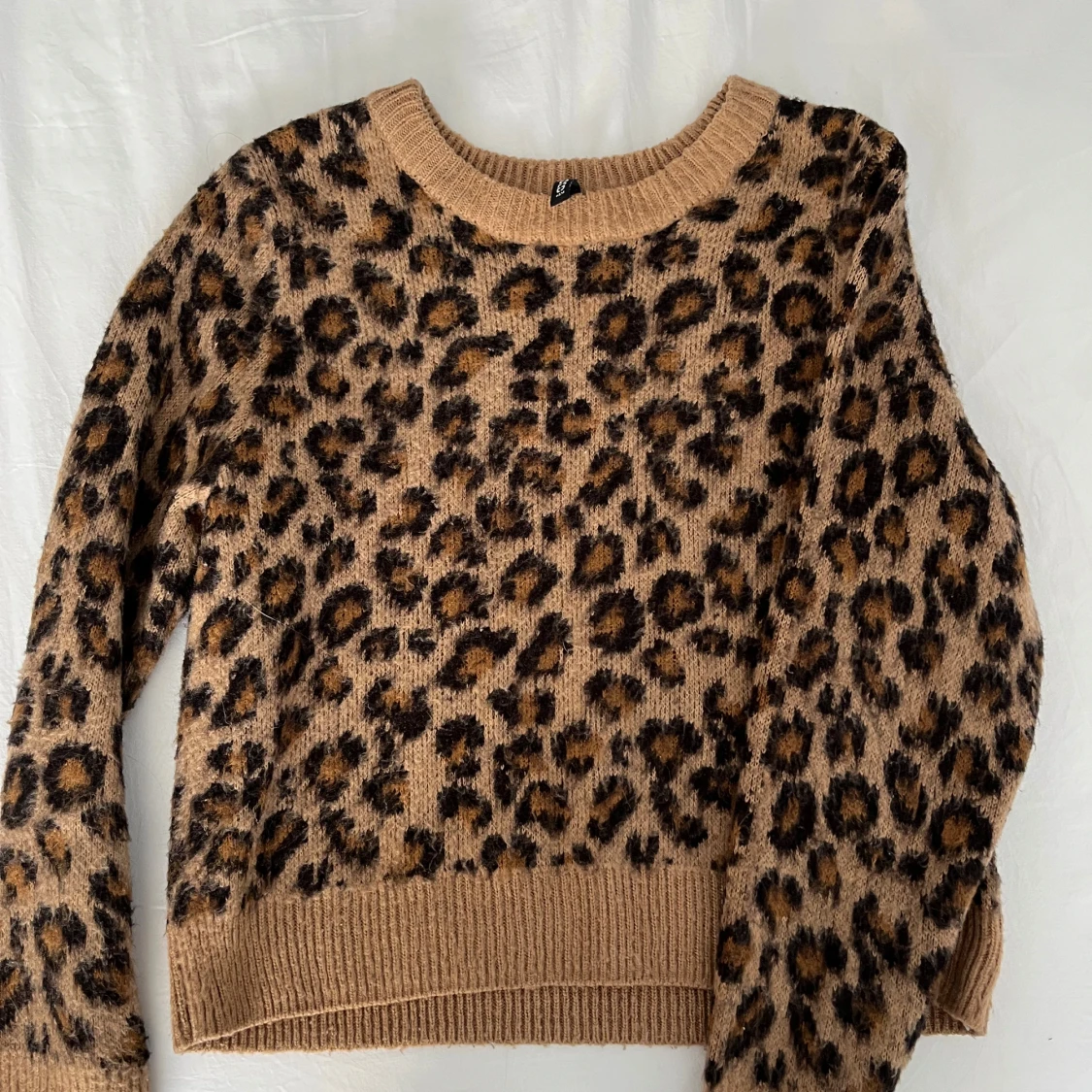 Leopardmönstrad tröja från H&M