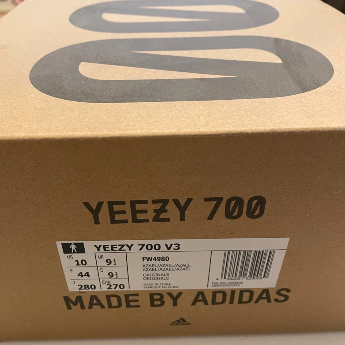 Yeezy 700 V3 AZAEL - 1