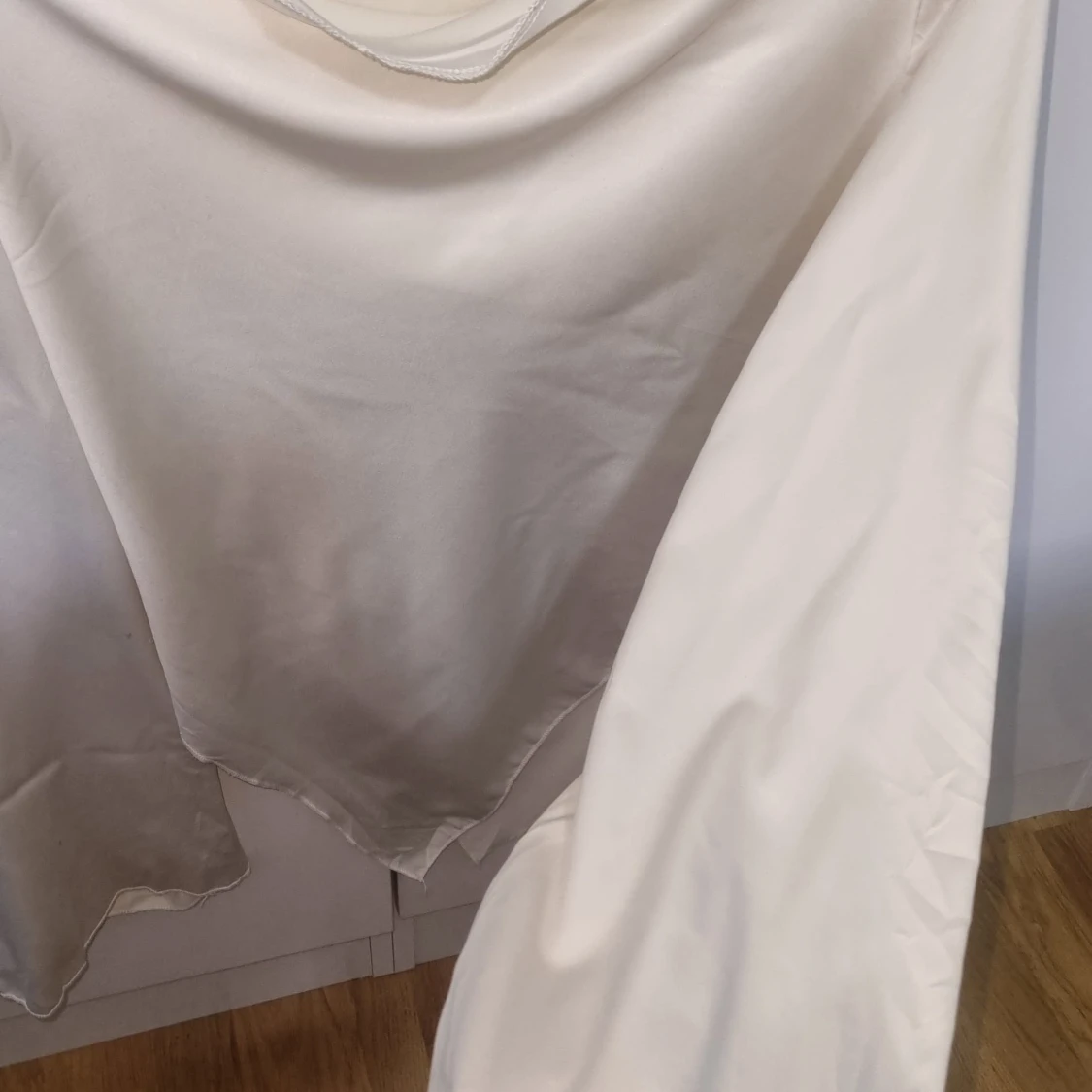 Vit långärmad blus - 1