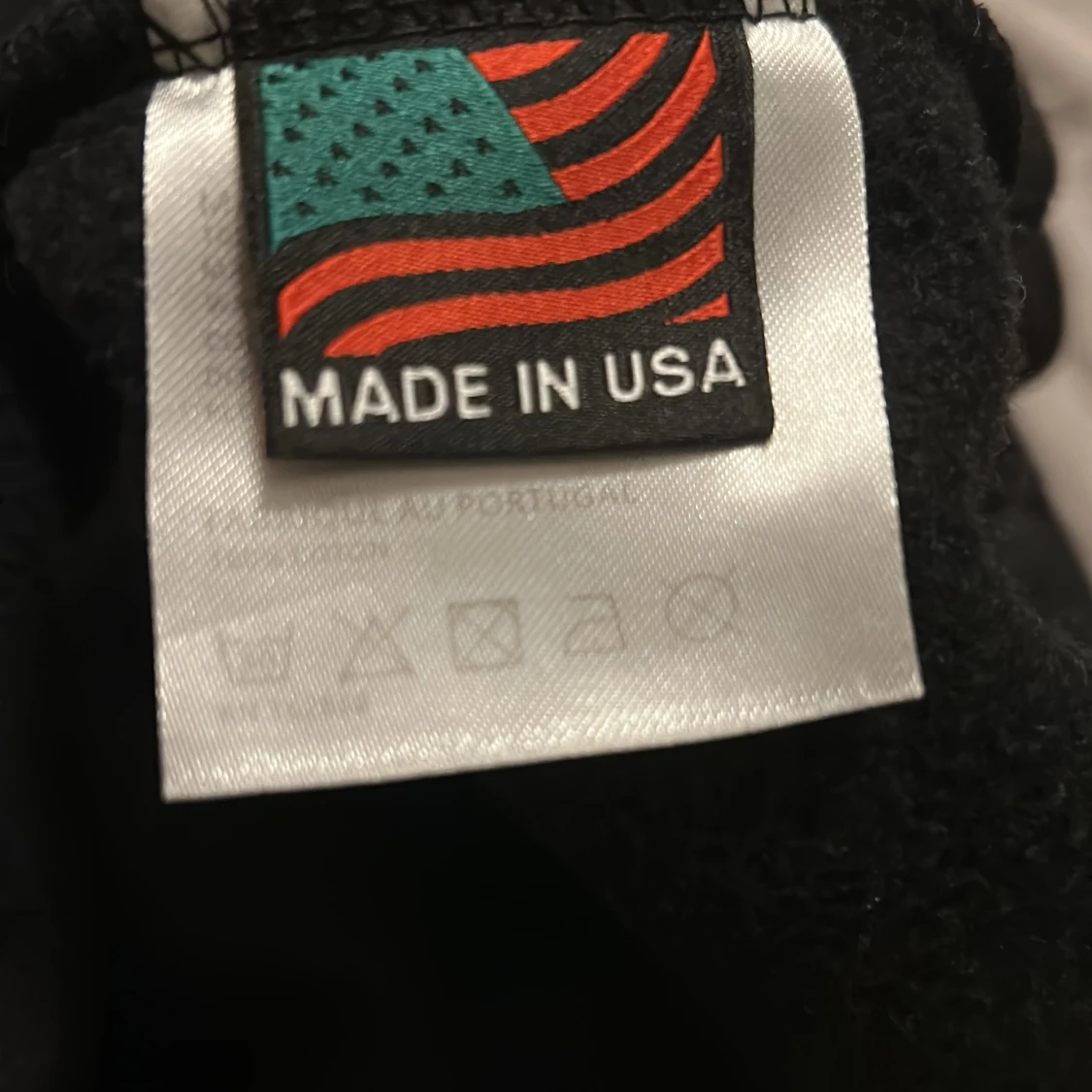 Svart hoodie från Denim Tears med tryck - 3