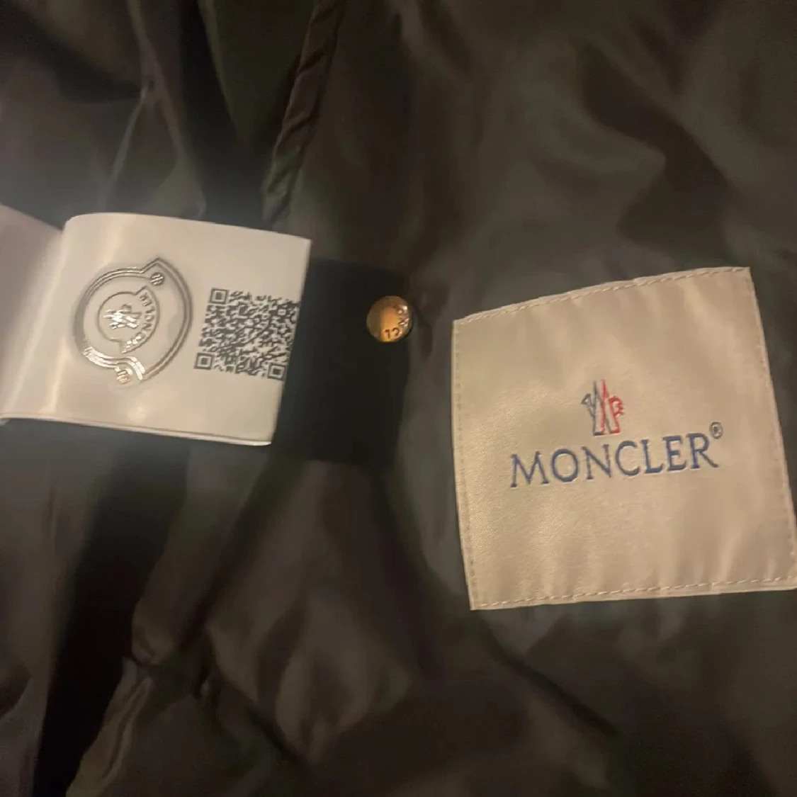 Svart vindjacka från Moncler - 1
