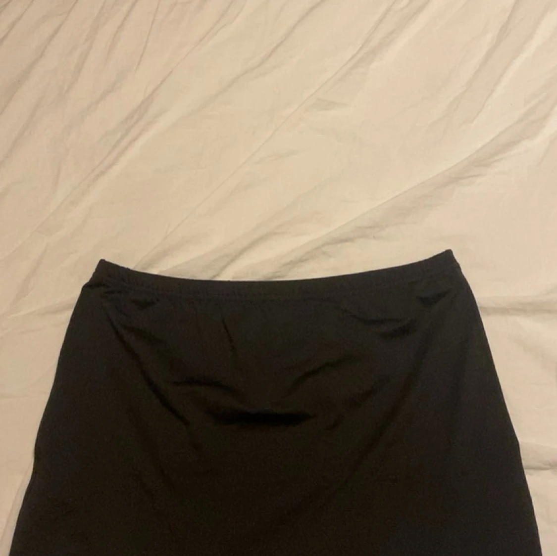 Svart tight minikjol - 2