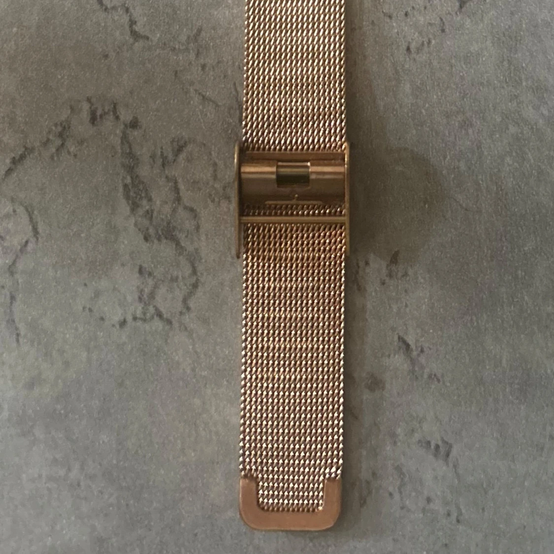 Glittrig rose klocka med mesharmband - 3