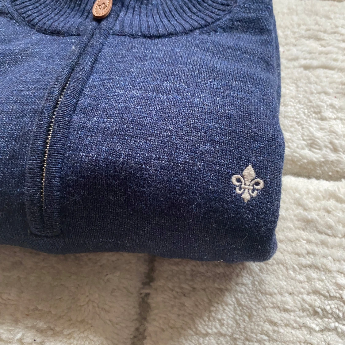 Marinblå stickad tröja med dragkedja från Morris - 3