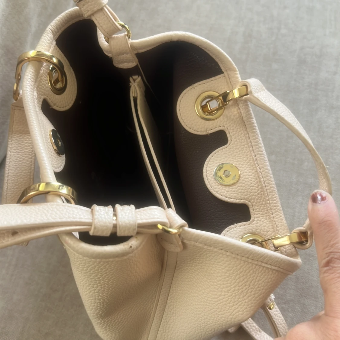 Vit axelväska från Emporio Armani - 2