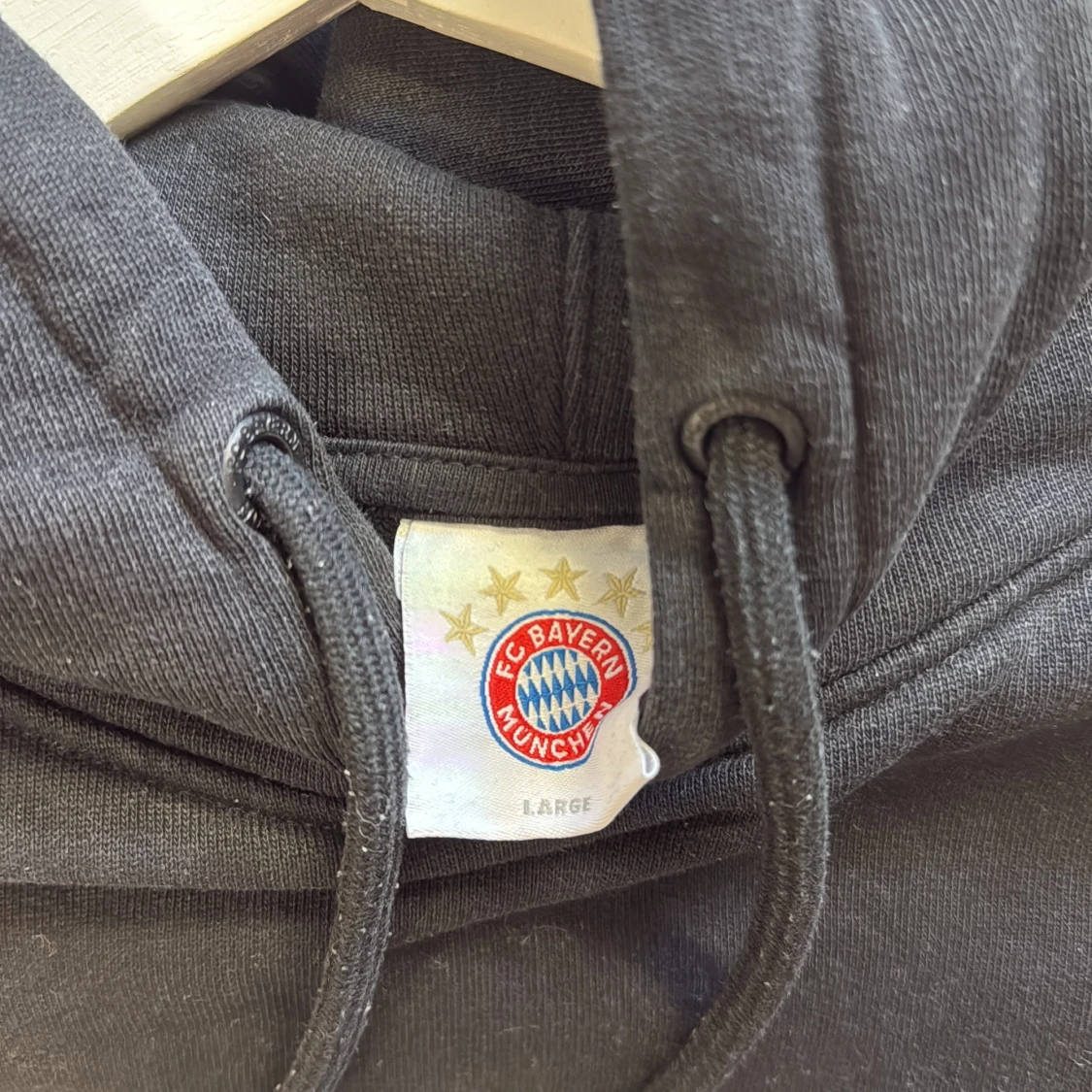 Svart Bayern München hoodie Sadio Mané - 3