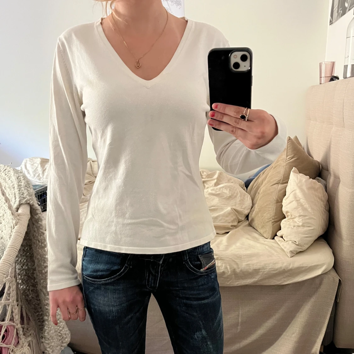 Långärmad v-ringad tröja