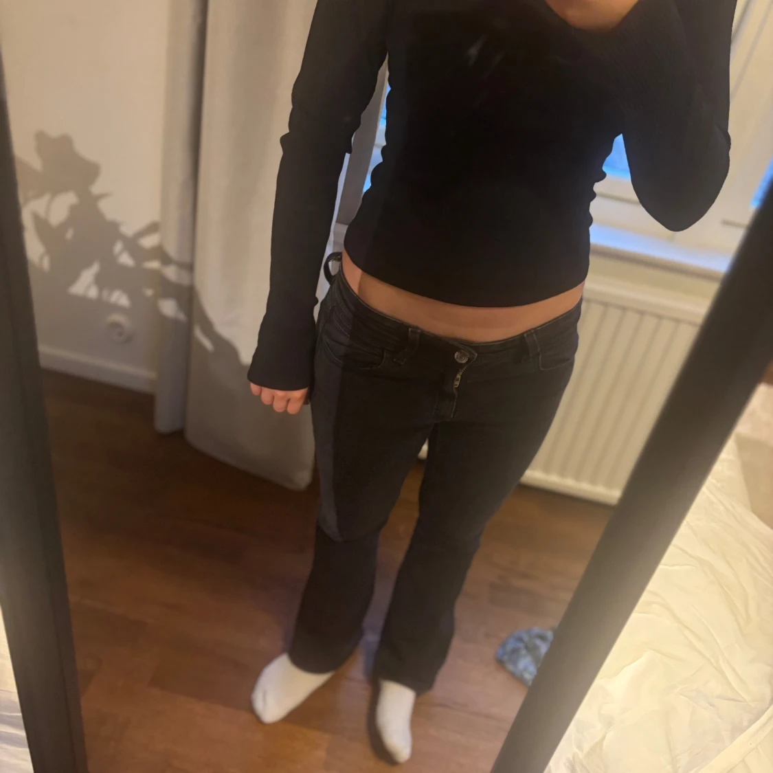 Svart långärmad topp - 1