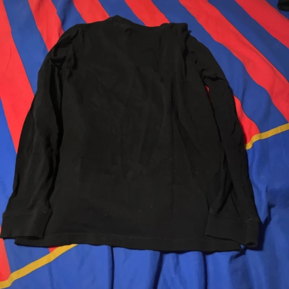 Svart långärmad tröja från Lyle & Scott - 1